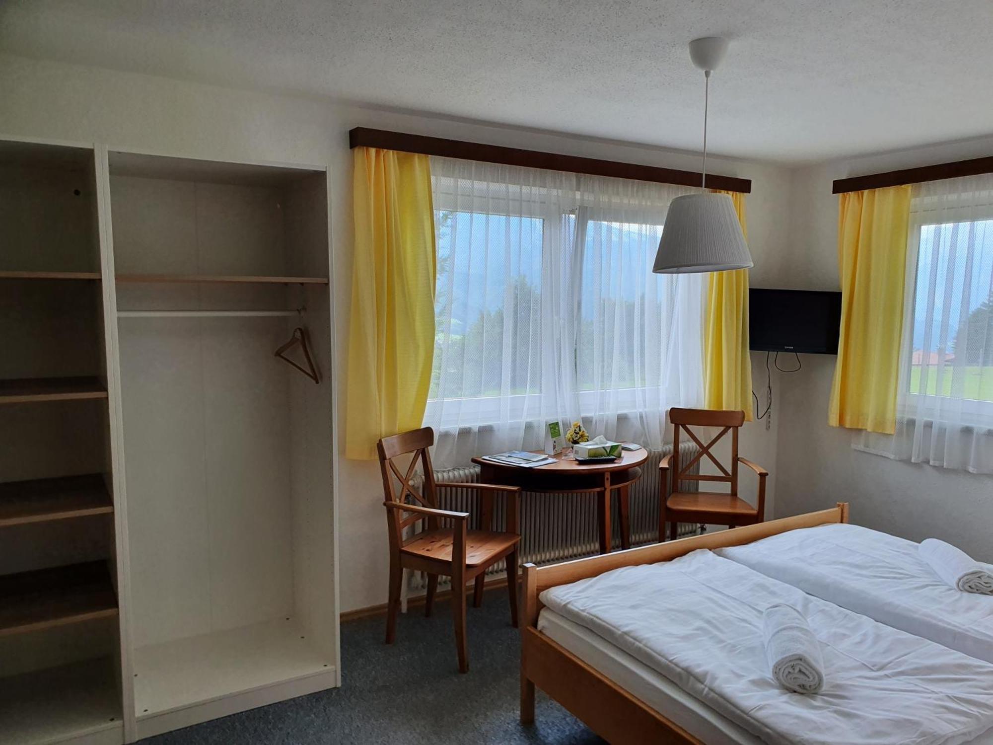 Pension Alpenhaus Vorderstoder Exteriör bild